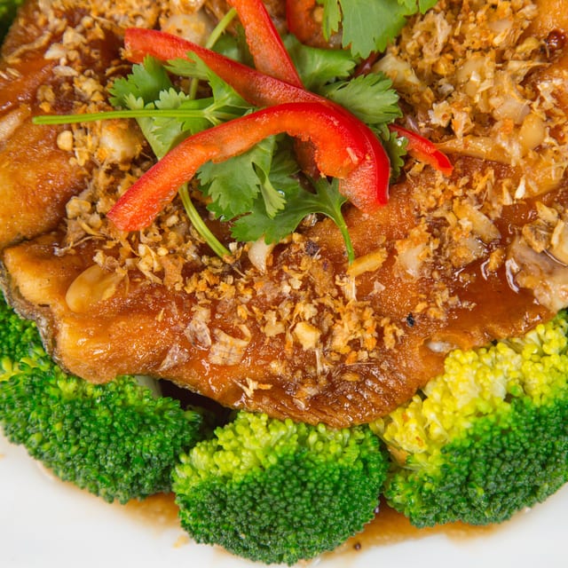 Crispy Trout Garlic.