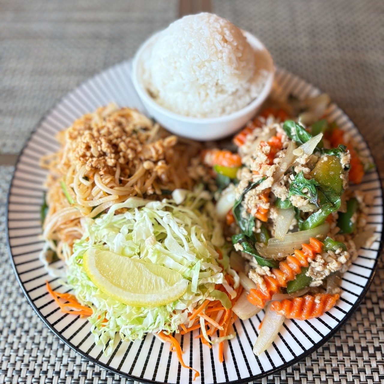Hot Basil Chicken COMBO.