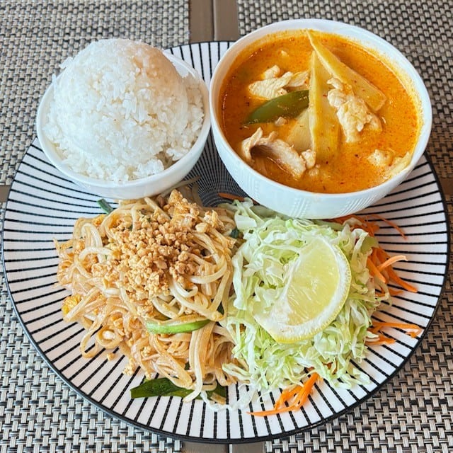 Red Curry Tofu COMBO.